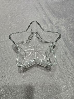 ⭐️ Libbey Star-Shaped Glass Bowl